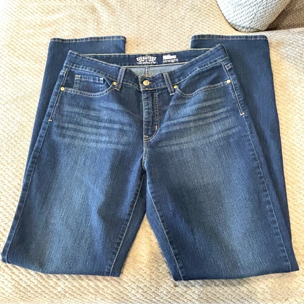 Signature by Levi Strauss & Co. totally shaping straight women’s size 12L